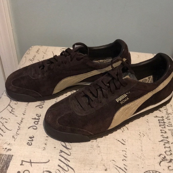 Women’s puma sneakers - Picture 2 of 2